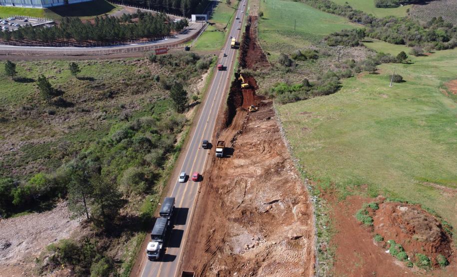 Serviços iniciais na duplicação da PRC-466 entre Guarapuava e Palmeirinha