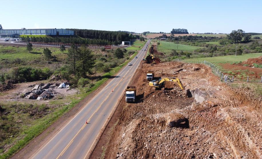 Serviços iniciais na duplicação da PRC-466 entre Guarapuava e Palmeirinha