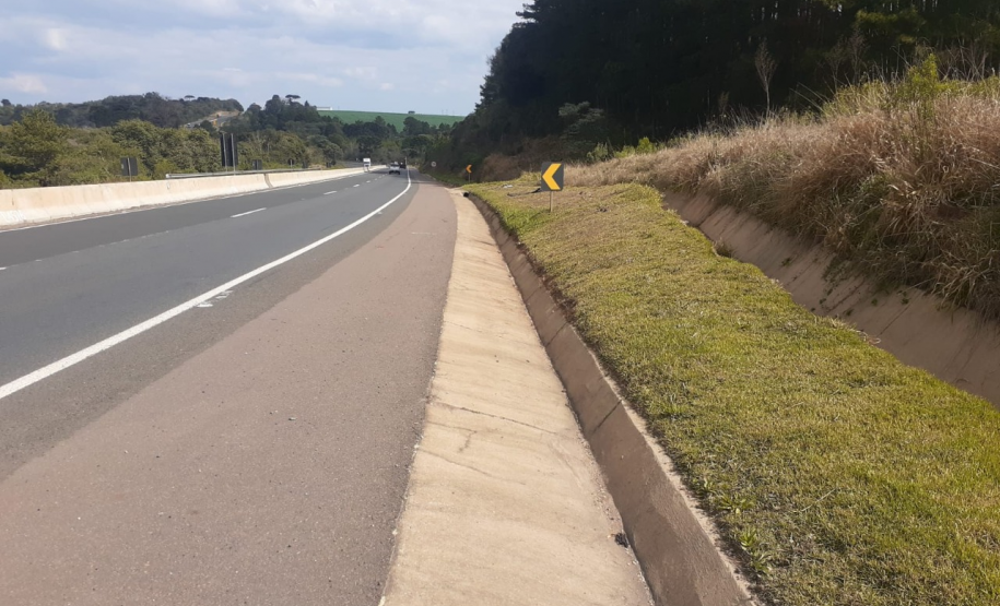 Conservação de faixa de domínio - limpeza de dispositivos de drenagem