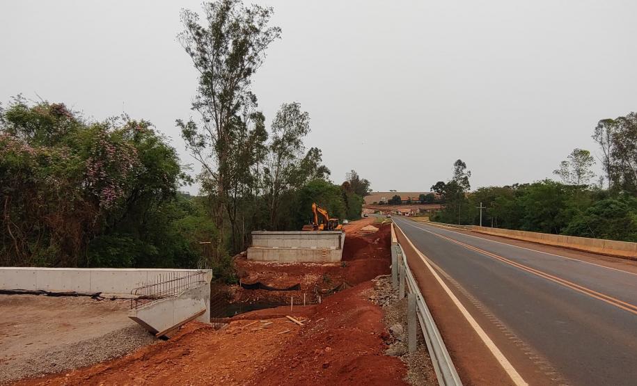 PR-445 ponte sobre o Rio Santa Cruz