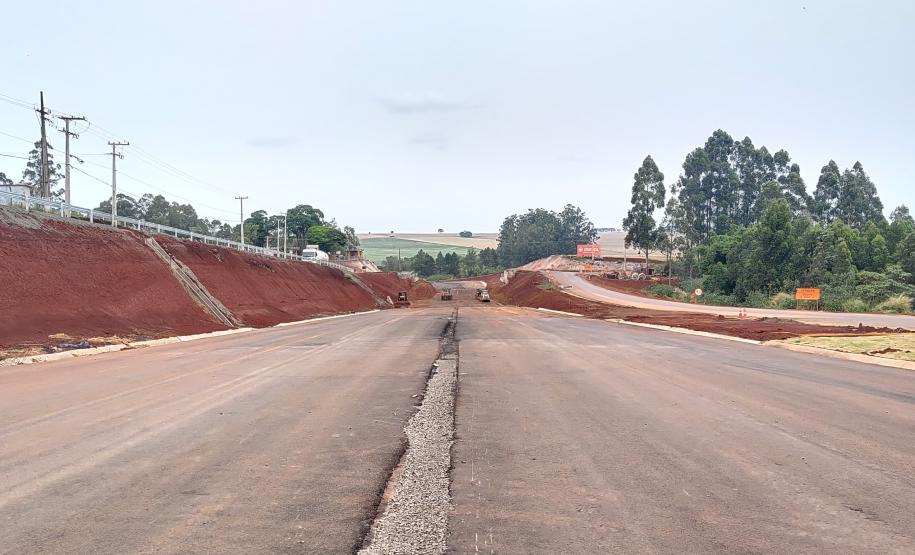 PR-445 viaduto no acesso para Tamarana