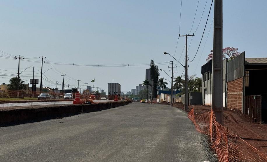 Obra de implantação do Trevo do Catuaí em Maringá