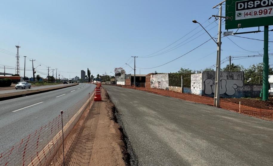 Obra de implantação do Trevo do Catuaí em Maringá