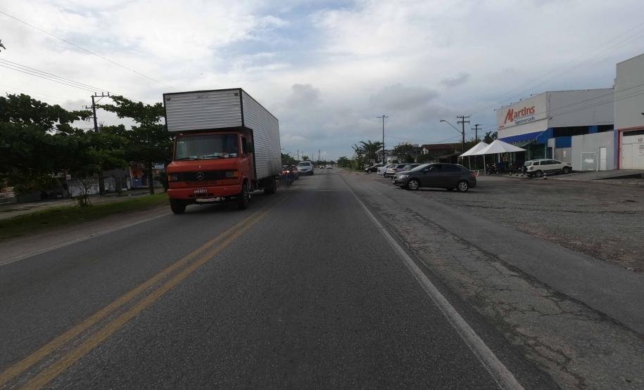 PR-412 entre Matinhos e Praia de Leste