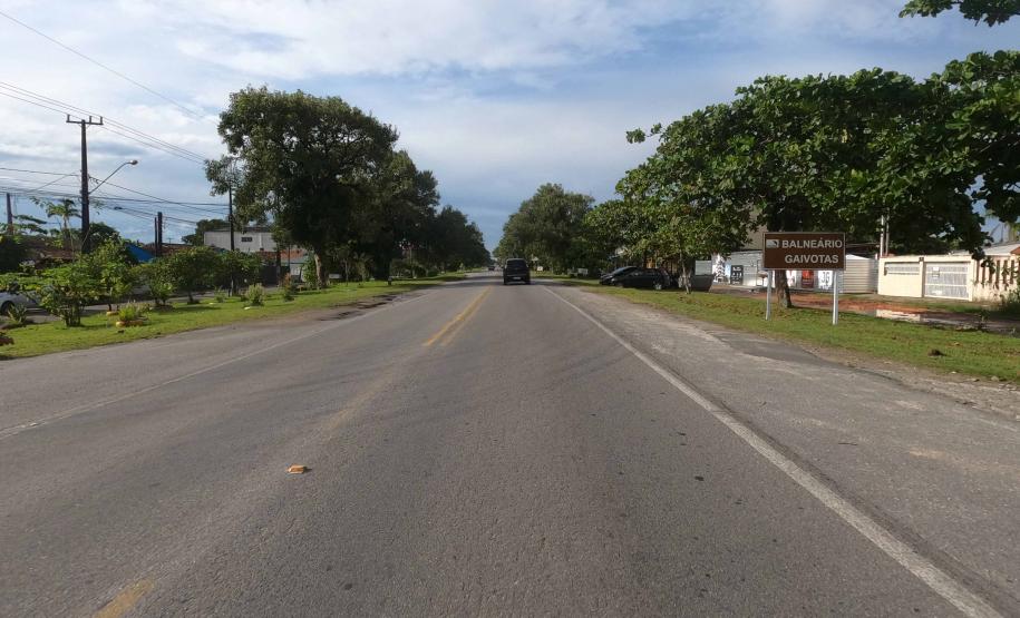 PR-412 entre Matinhos e Praia de Leste