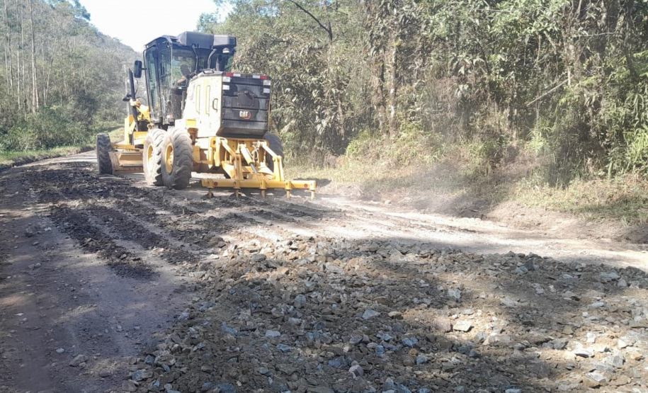 PR-405 Guaraqueçaba conservação de rodovia não-pavimentada