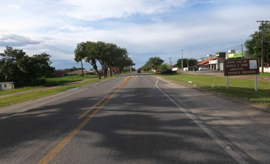 PR-412 entre Matinhos e Praia de Leste