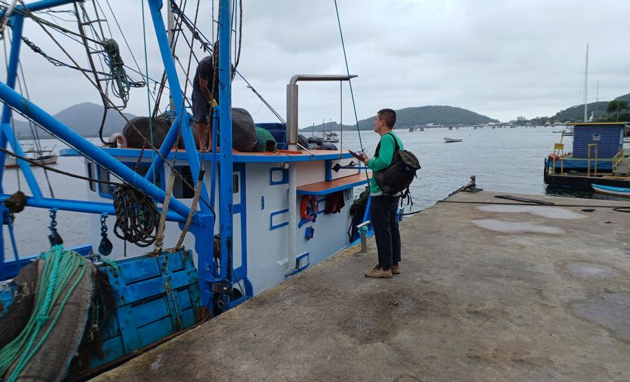 Monitoramento da atividade pesqueira na região da Ponte de Guaratuba