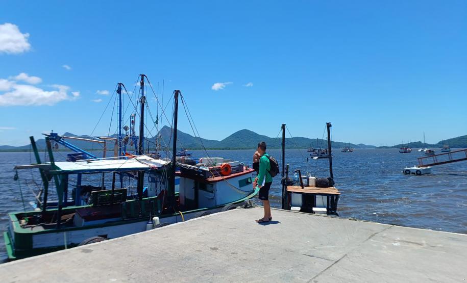 Monitoramento da atividade pesqueira na região da Ponte de Guaratuba