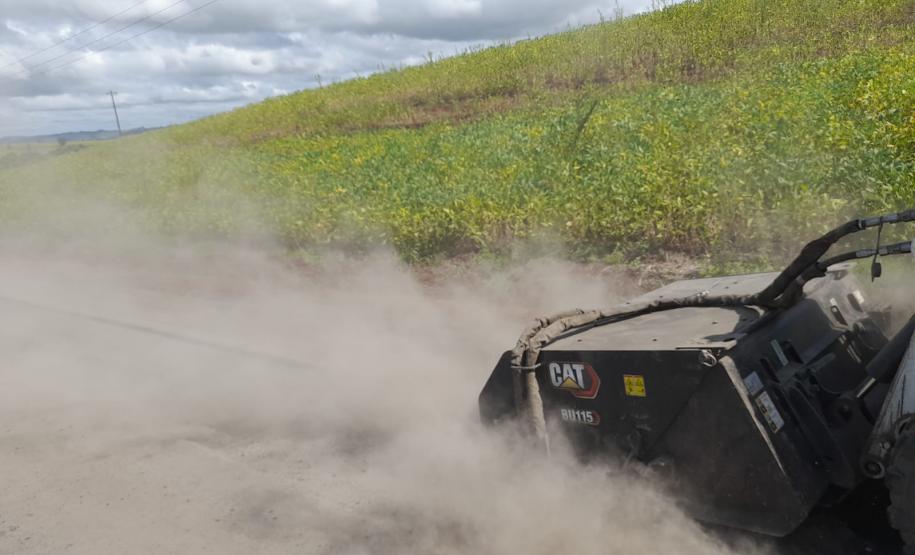 Fresagem de pavimento em rodovia estadual