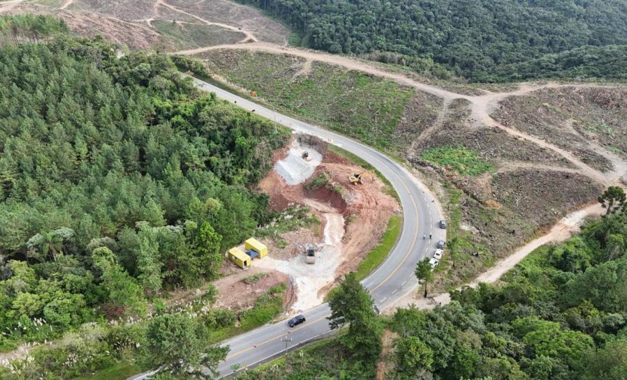 Recuperação do km 37+350 da PR-092 em Rio Branco do Sul