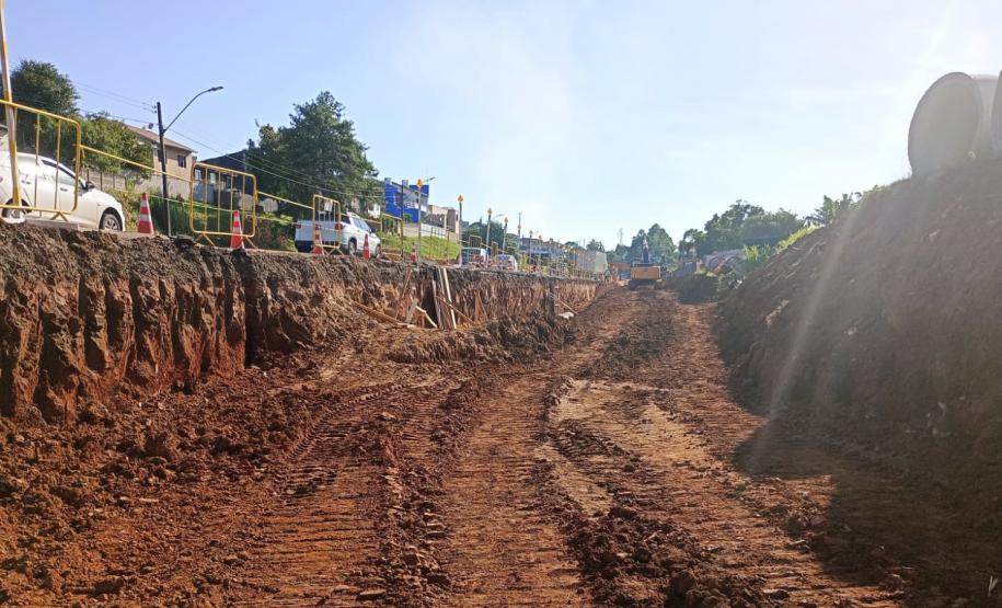 PR-160 obras da nova trincheira em Telêmaco Borba