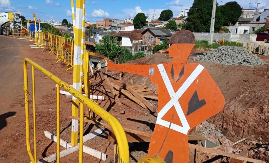 PR-160 obras da nova trincheira em Telêmaco Borba