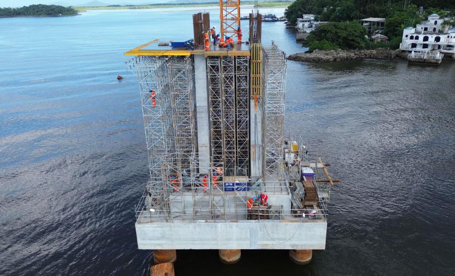 Ponte de Guaratuba chega a 44,2%