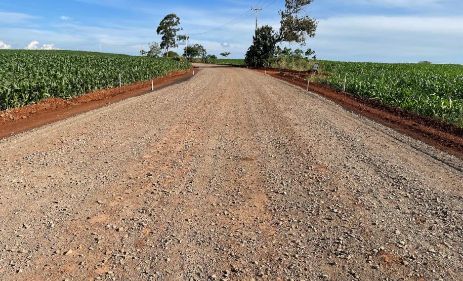 Obra de pavimentação da estrada entre Ramilândia e Santa Helena