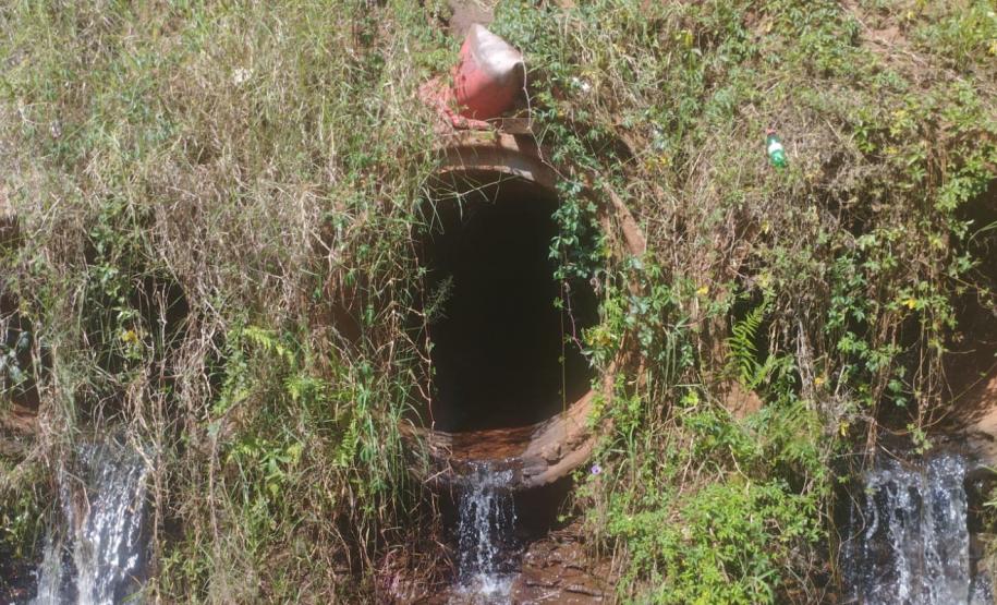 PR-436 bueiros danificados em Ribeirão do Pinhal