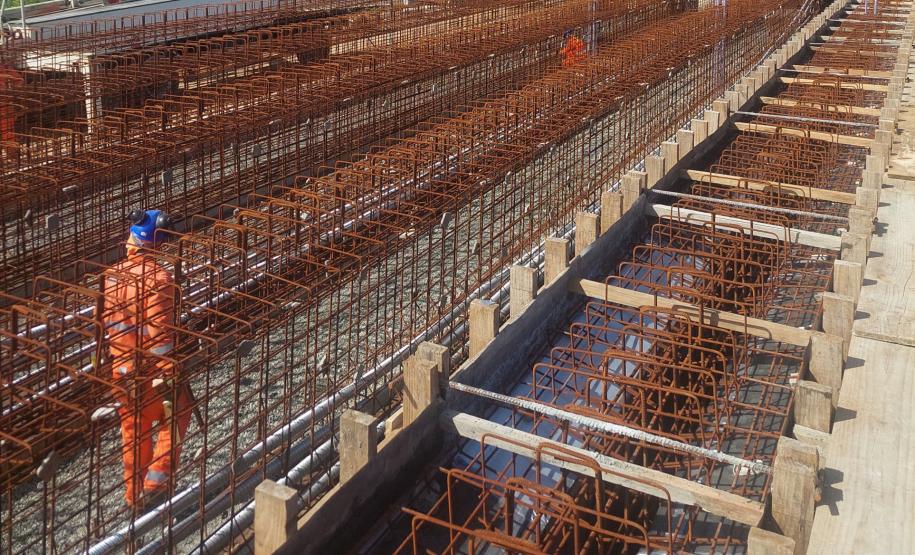 PR-092 novo viaduto no entroncamento com a PR-509