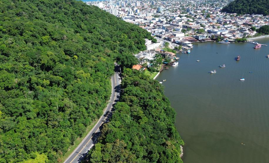 Rua Marechal Hermes (PR-807) em Guaratuba