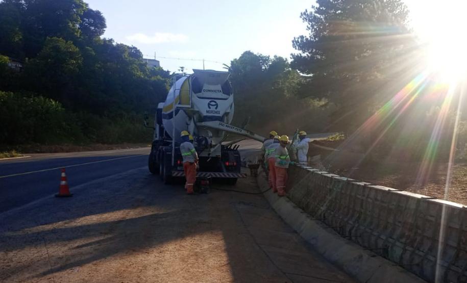 PR-160 serviços de adequação no trecho urbano em Imbaú
