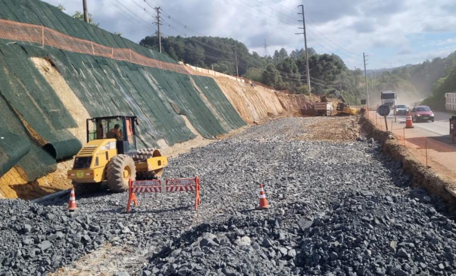 Duplicação da Rodovia dos Minérios em Almirante Tamandaré chega a 56%