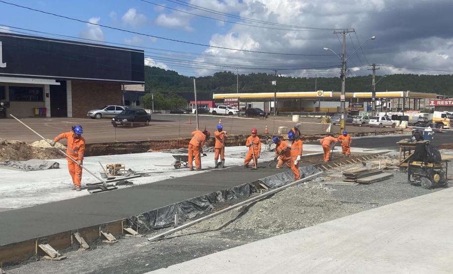 Duplicação da Rodovia dos Minérios em Almirante Tamandaré chega a 56%
