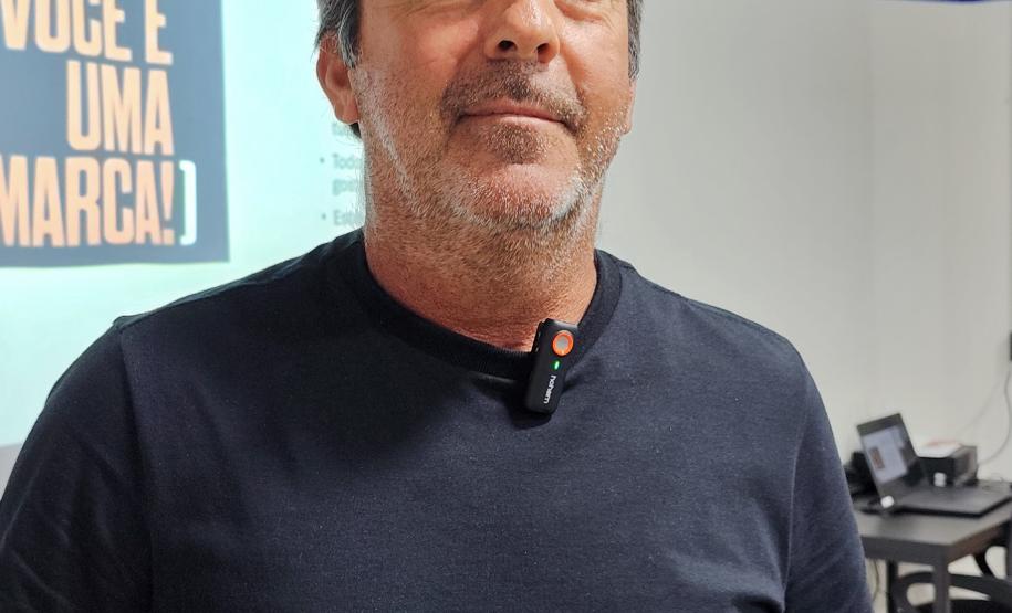 Sérgio Chiconi também é ambulante e trabalha no ferry-boat desde 1991