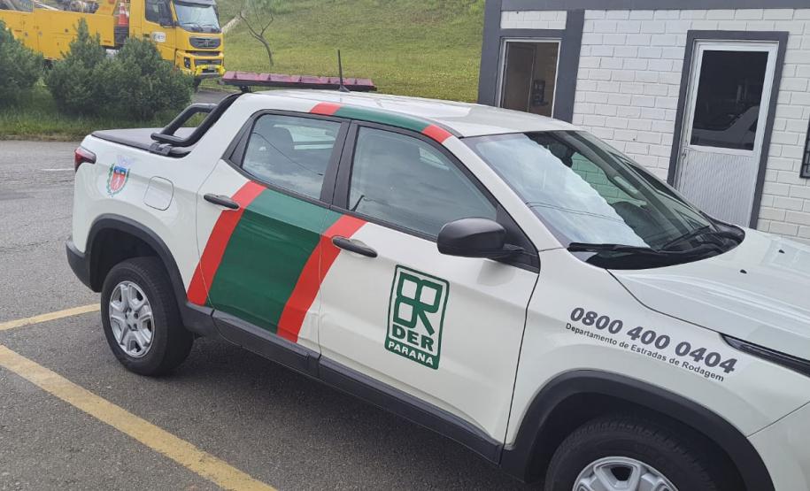 Veículos de operação de tráfego rodoviário do DER/PR