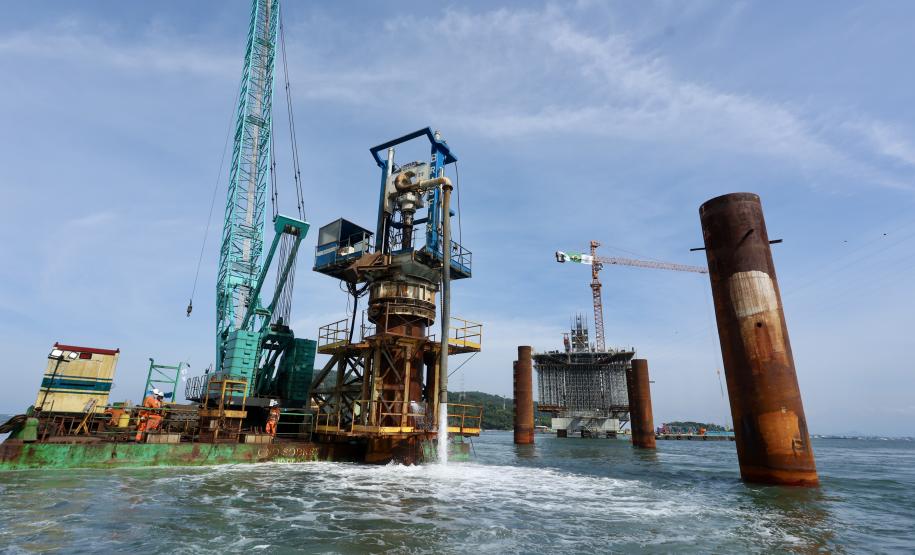 Ponte de Guaratuba chega a 55% de execução