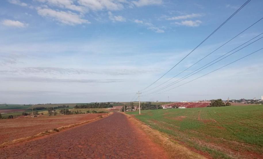 PR-574 entre Cafelândia e Palmitópolis