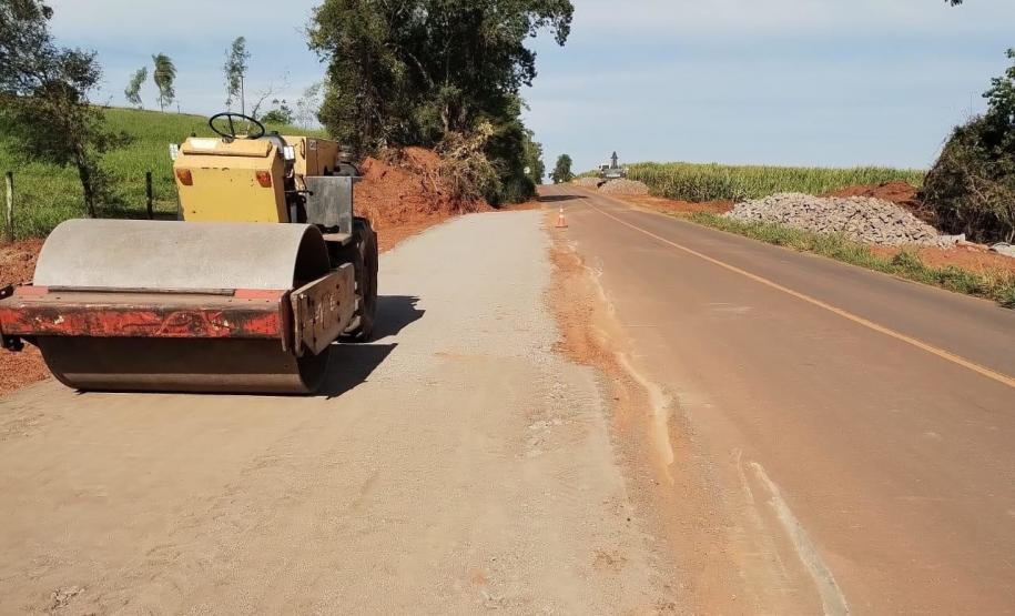 PR-681 recuperação de drenagem e pavimento no km 7, em Alto Piquiri