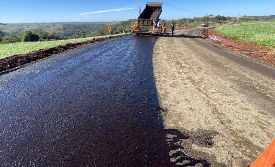 Pavimentação da estrada entre Ramilândia e Santa Helena