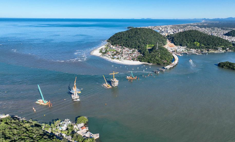 Ponte de Guaratuba chega a 60%