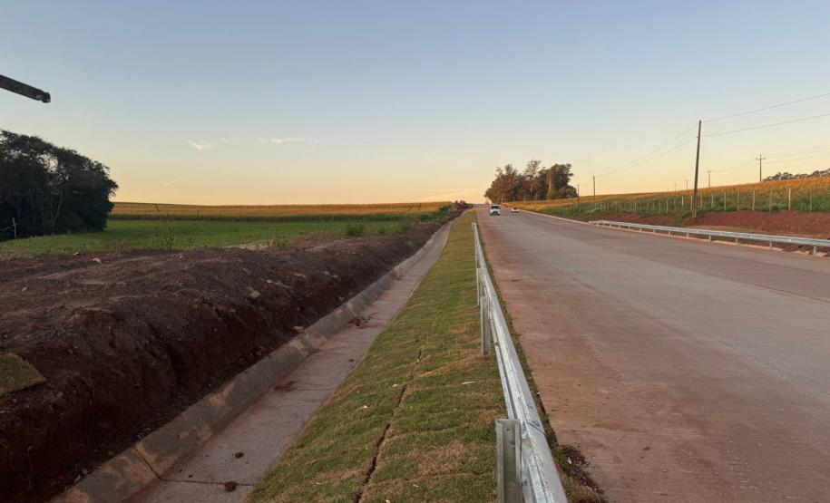 PR-180 entre Goioerê e Quarto Centário com concretagem quase concluída