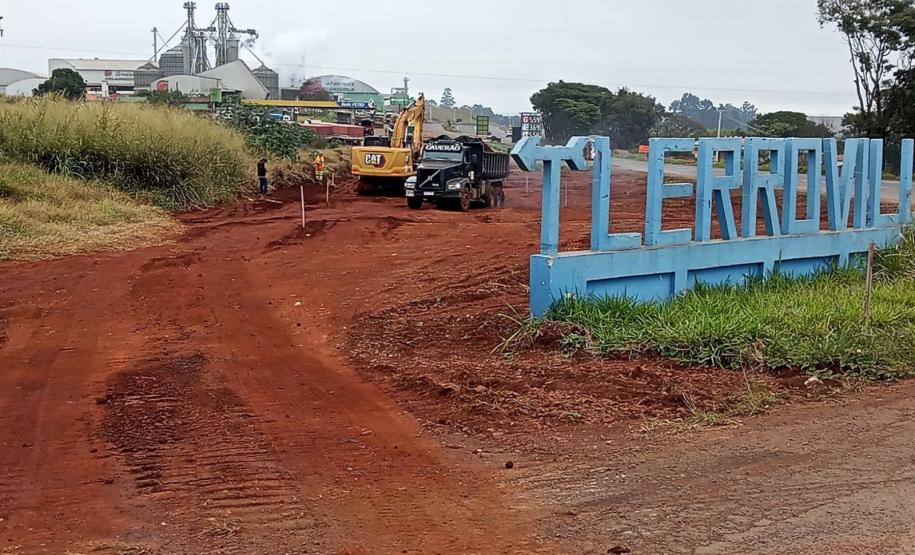 PR-445 início serviços do viaduto de Lerroville