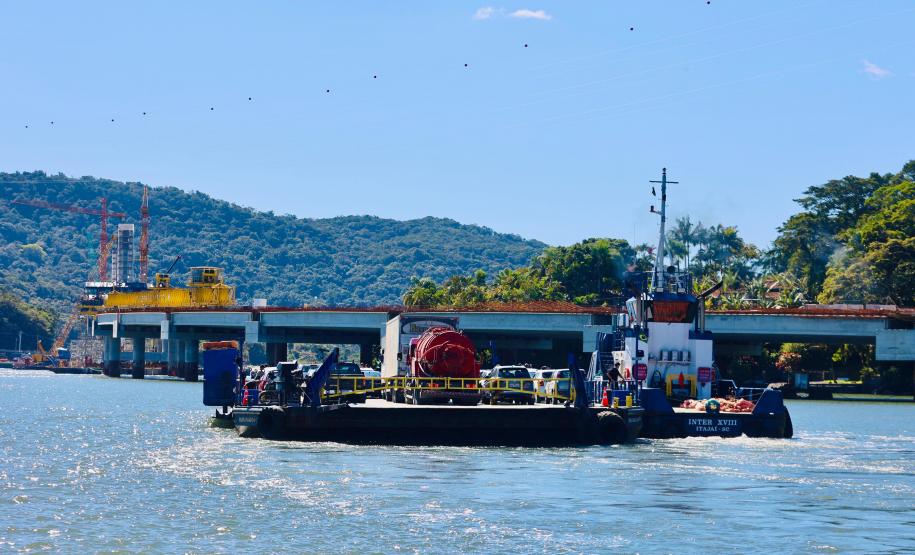 Ponte de Guaratuba chega a 70%