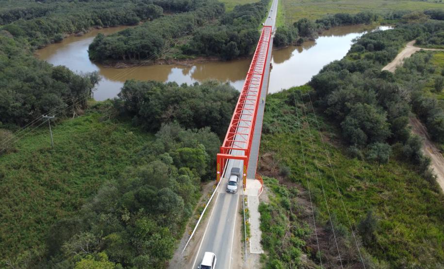 Ponte do Rio da Várzea na PR-427 entre a Lapa e Campo do Tenente
