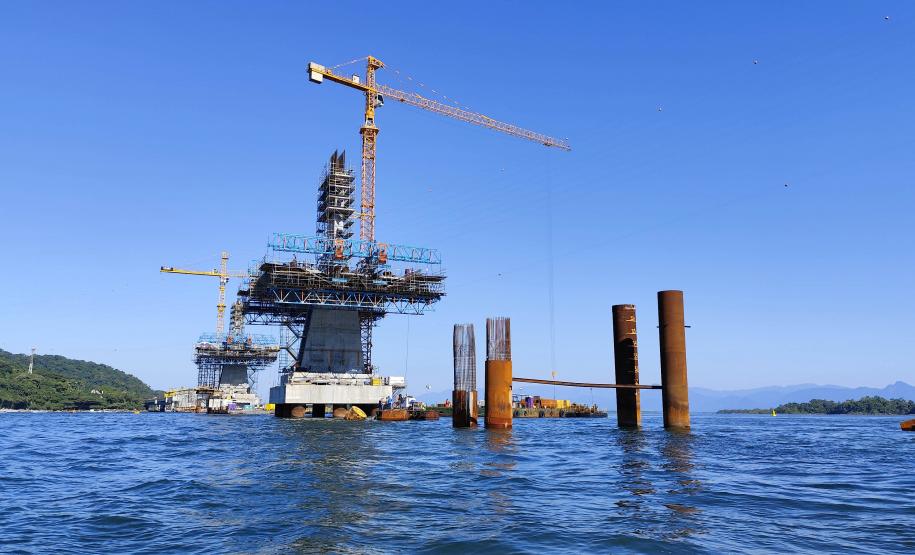 Última estaca da Ponte de Guaratuba