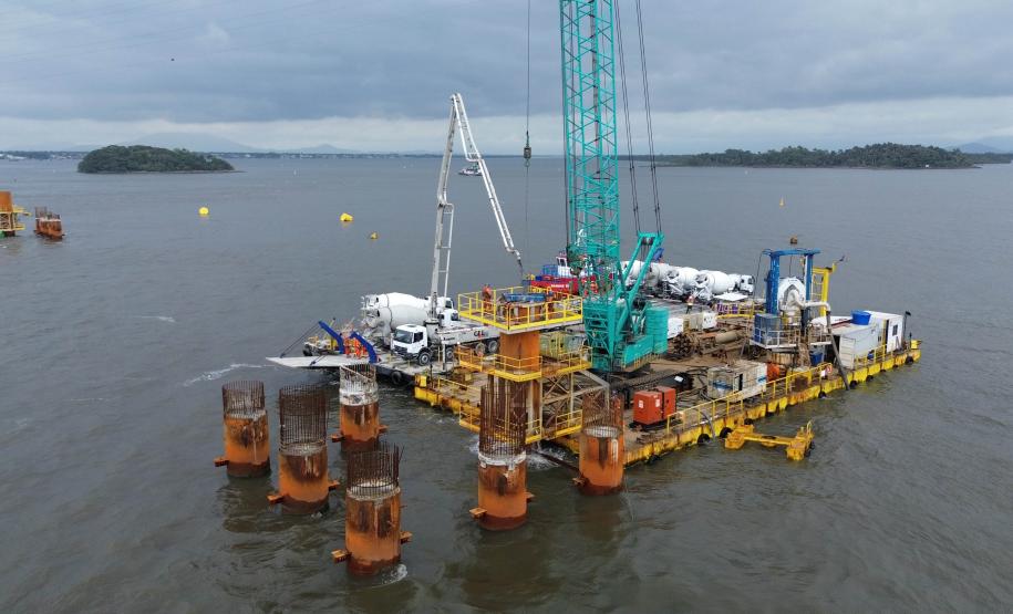 Última estaca da Ponte de Guaratuba