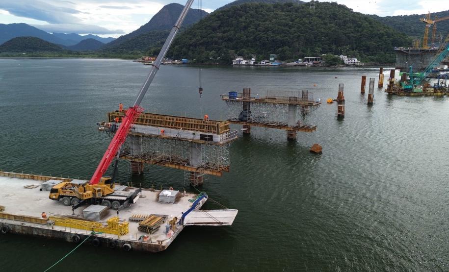 Última estaca da Ponte de Guaratuba