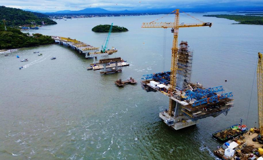 Obras da Ponte de Guaratuba em agosto 2025