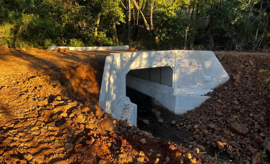 Ponte sobre o Rio das Antas em Grandes Rios