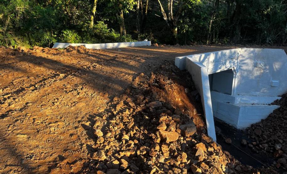 Ponte sobre o Rio das Antas em Grandes Rios