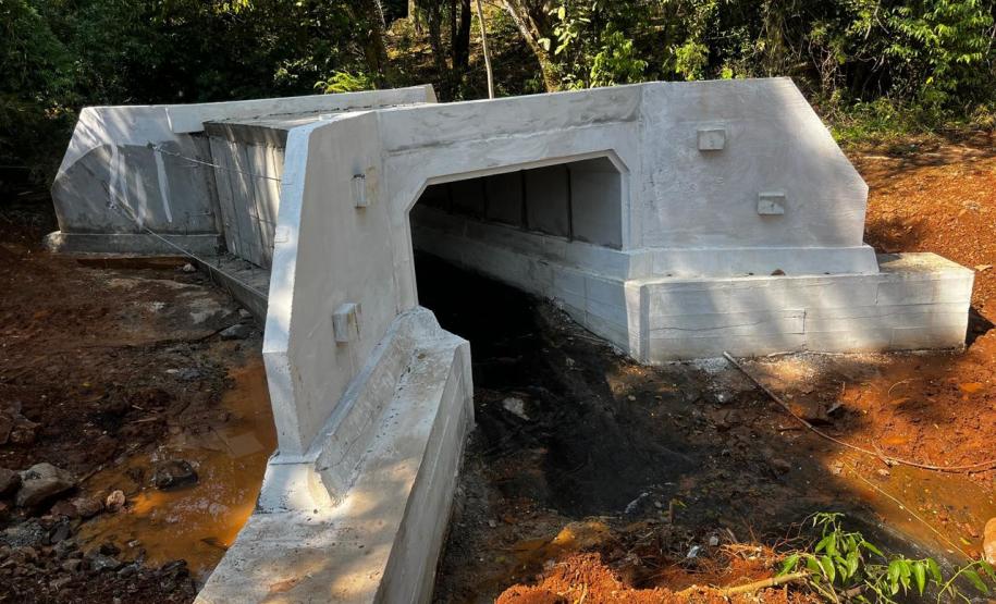 Ponte sobre o Rio das Antas em Grandes Rios