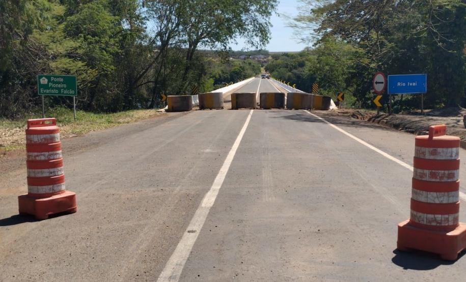 PR-317 obra de recuperação da ponte do Rio Ivaí entre Floresta e Engenheiro Beltrão