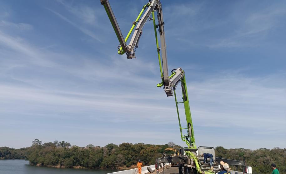 PR-317 obra de recuperação da ponte do Rio Ivaí entre Floresta e Engenheiro Beltrão