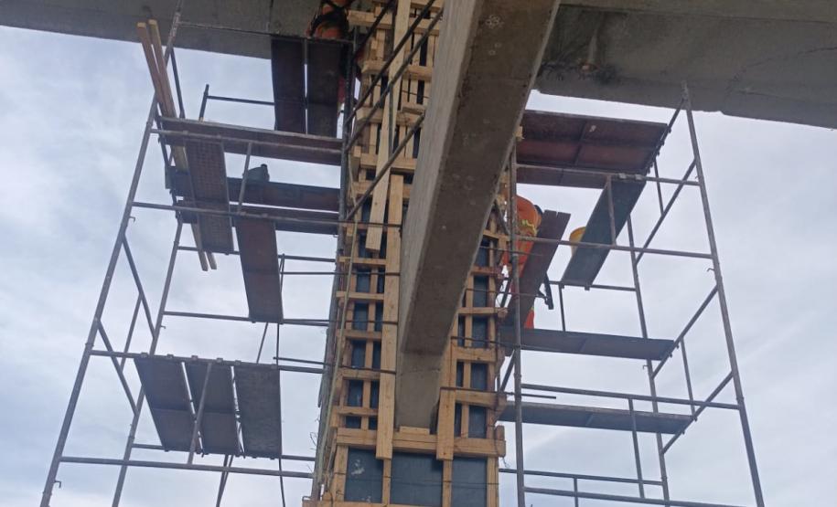 PR-317 obra de recuperação da ponte do Rio Ivaí entre Floresta e Engenheiro Beltrão