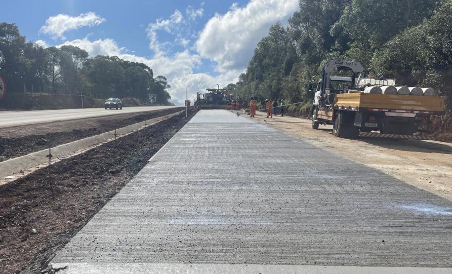 PRC-466 entre Palmeirinha e Guarapuava - pavimentação em concreto