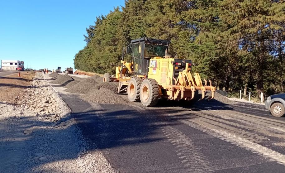 PRC-466 entre Palmeirinha e Guarapuava - pavimentação em concreto