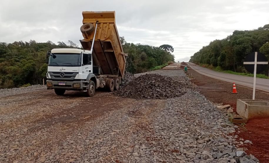 PRC-466 entre Palmeirinha e Guarapuava - pavimentação em concreto