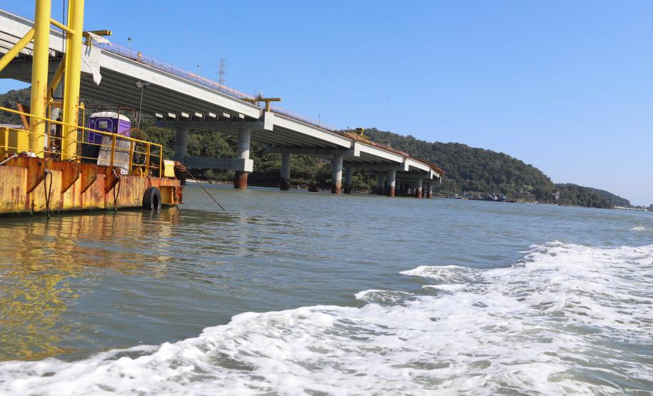 Obras da ponte de Guaratuba e acessos